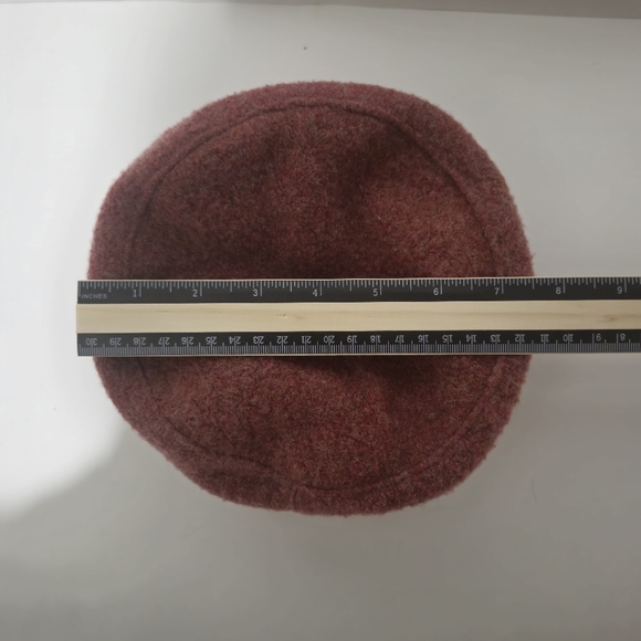 Shred Alert Vintage Red Wool Ethnic Winter Hat Colorful Embroidered Boho 7" Band - Picture 9 of 9